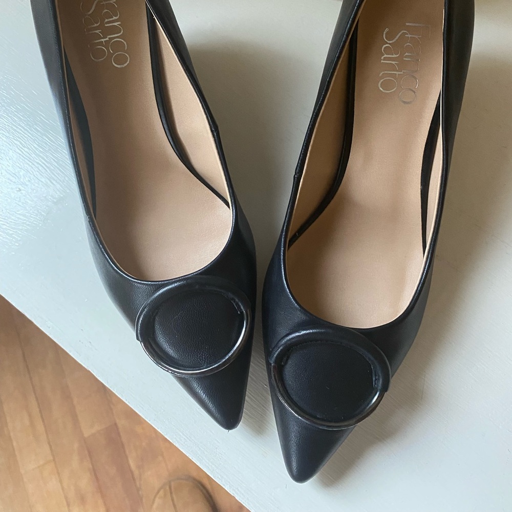 Franco Sarto Black Women's Aliso Pump Size 7M